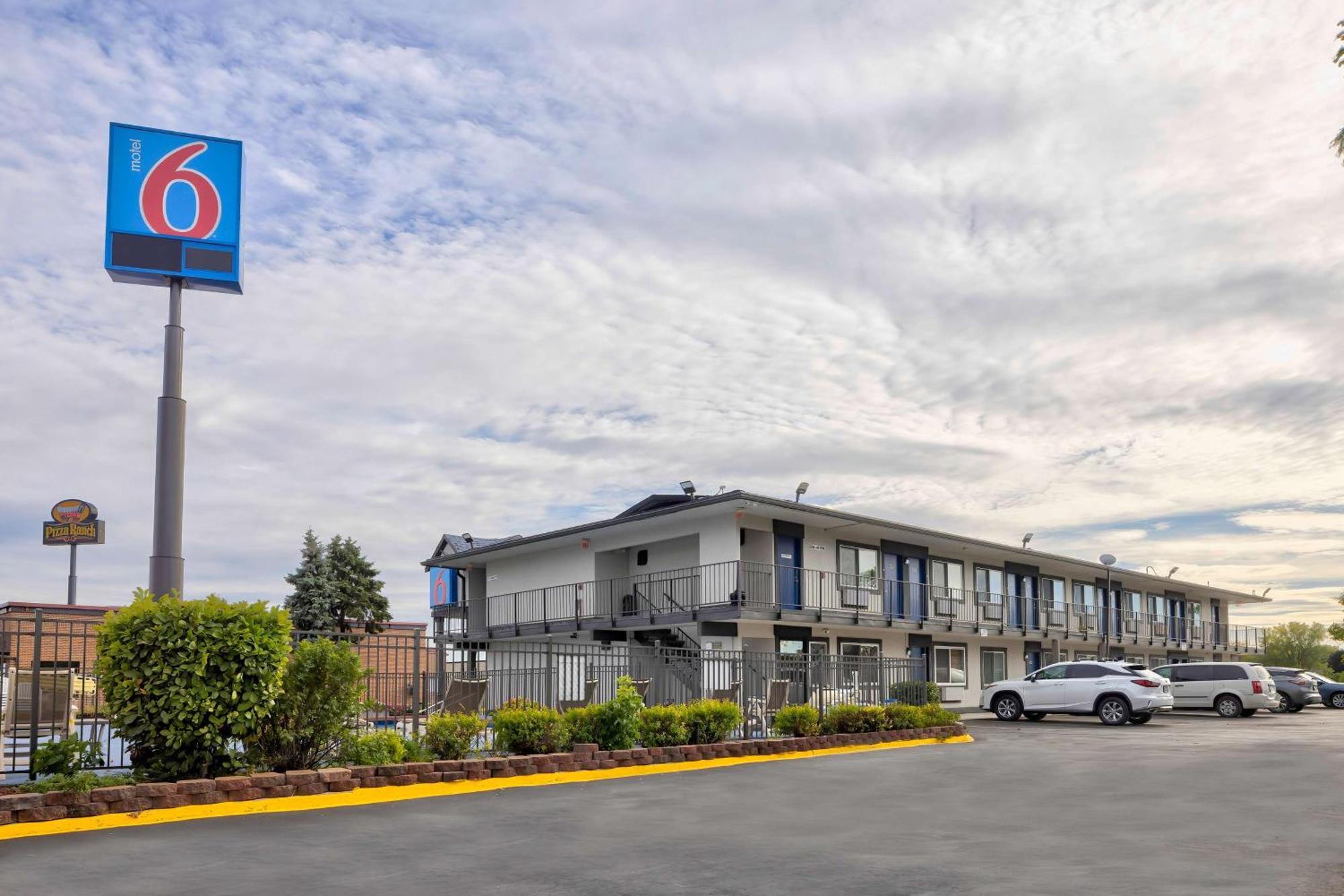 Motel 6-Oshkosh, Wi Zewnętrze zdjęcie
