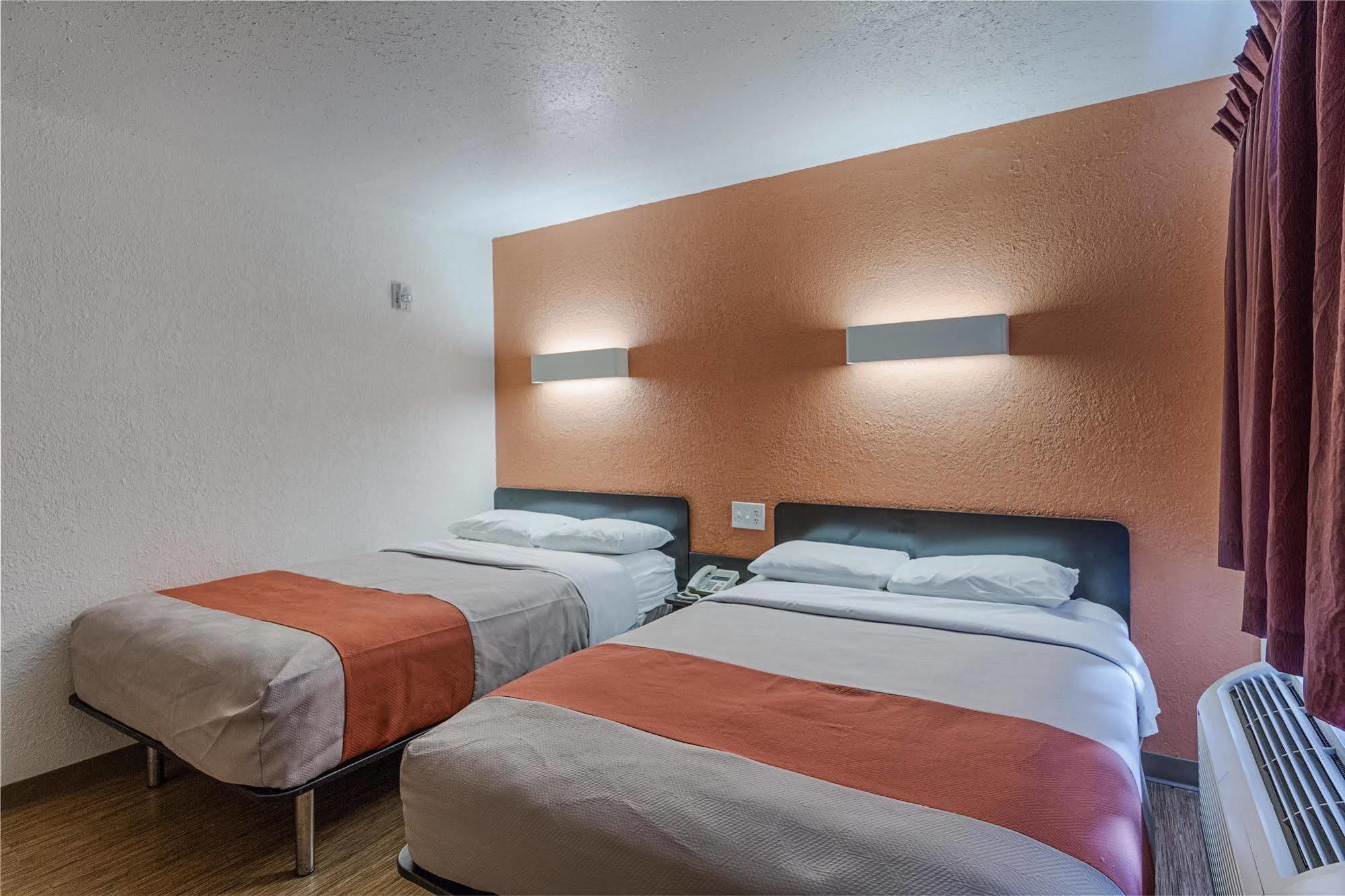 Motel 6-Oshkosh, Wi Zewnętrze zdjęcie