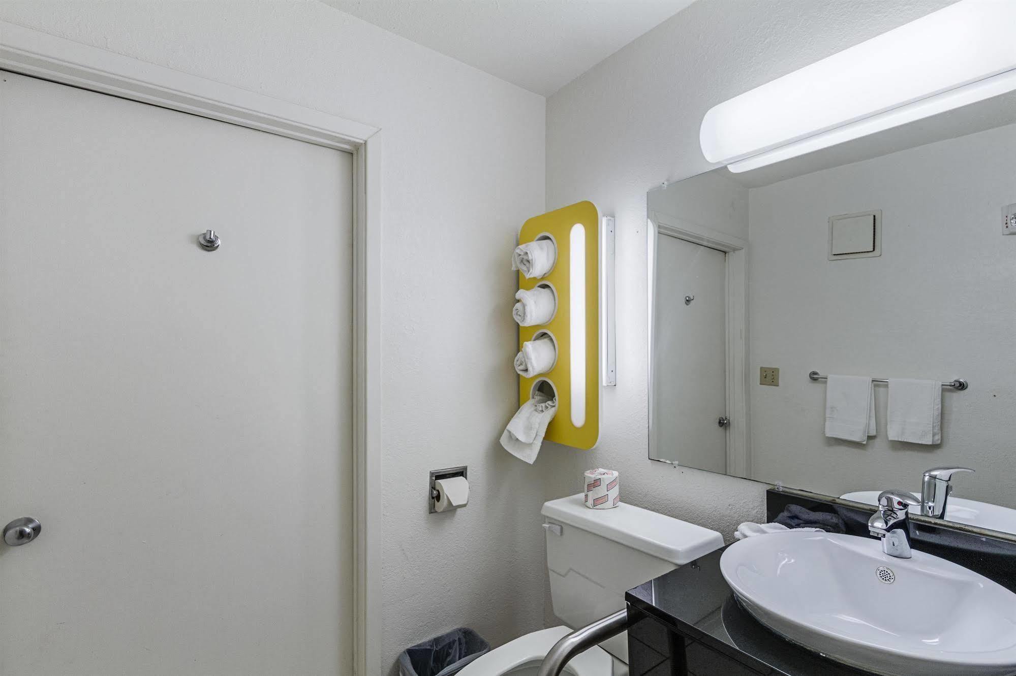 Motel 6-Oshkosh, Wi Zewnętrze zdjęcie