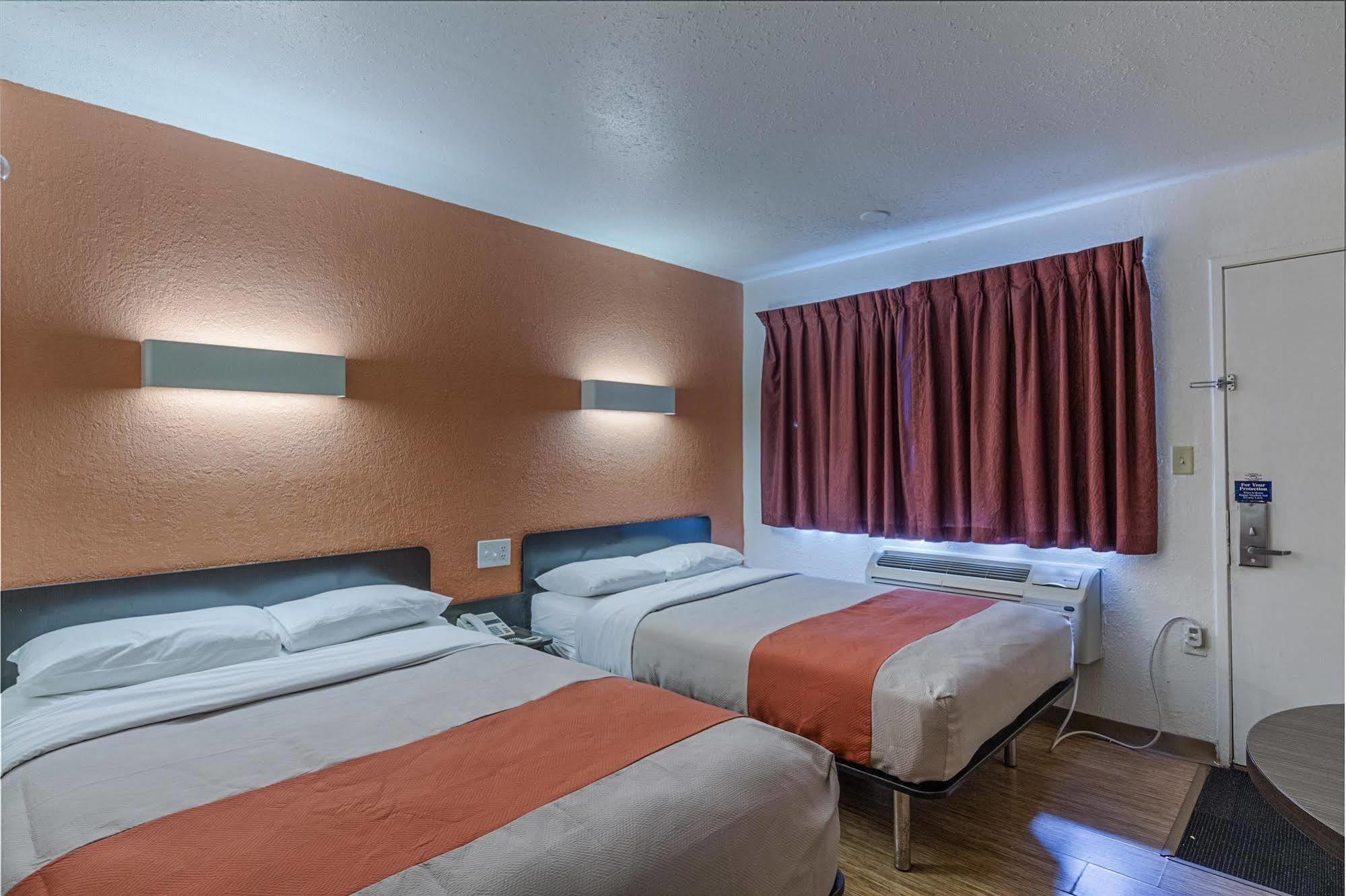 Motel 6-Oshkosh, Wi Zewnętrze zdjęcie